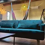 Sous Les Etoiles - Centre Apartment